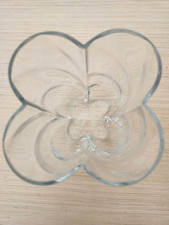 Kosta Boda Vintage Glass Vase image indicator(2)