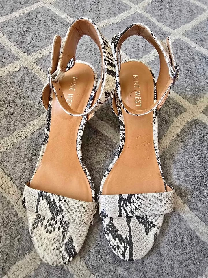 Nine West Women's Snake Skin Wedge Heel 7.5