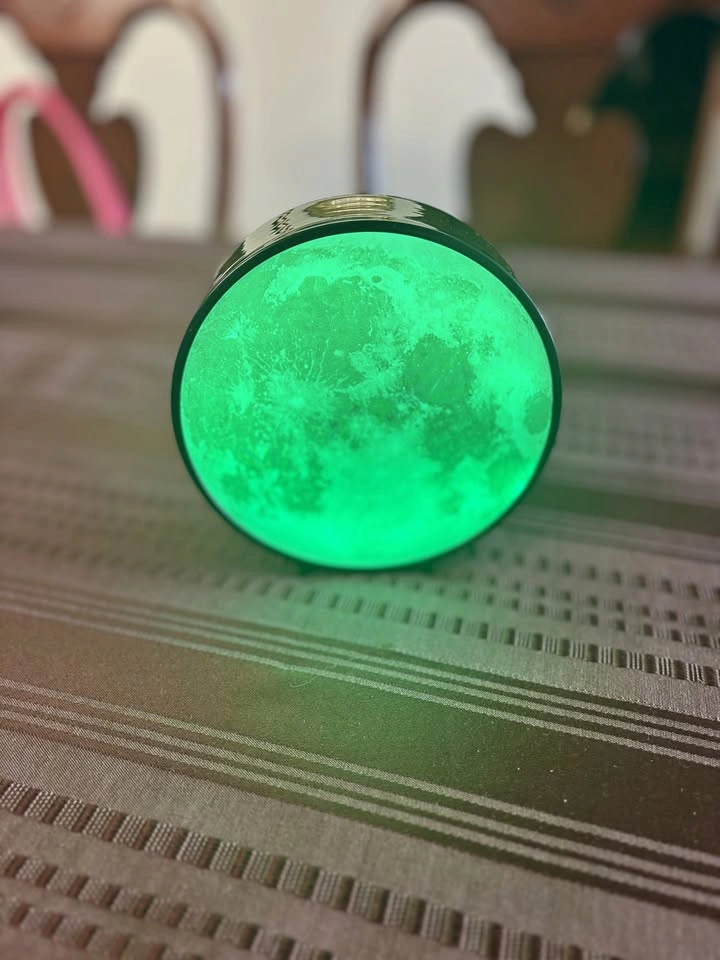 Modern Colour Changing Moon Light – LED Wall or Desk Lamp