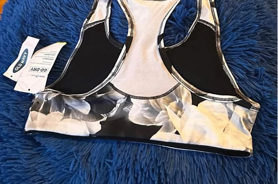 GIRLS SPORTS BRA - SIZES XS & LARGE - OLD NAVY - photo 4