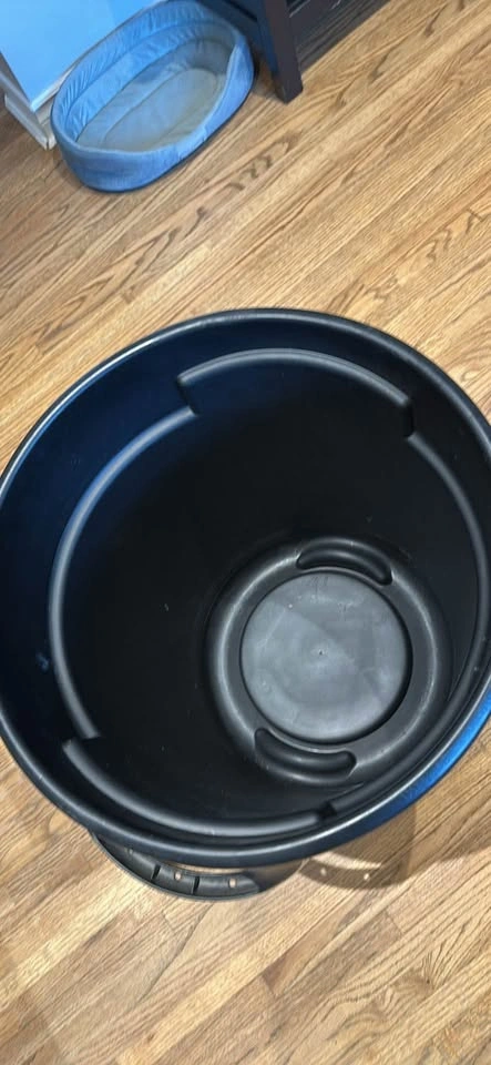 Trashcan 77L with lid - photo 2