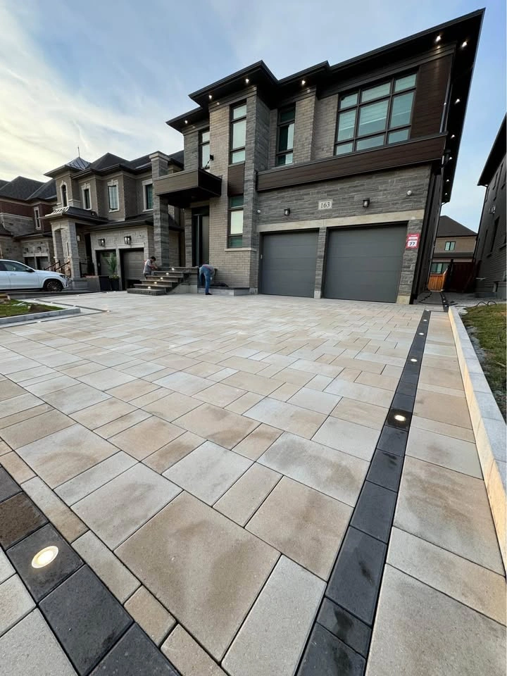 driveway interlock - photo 2