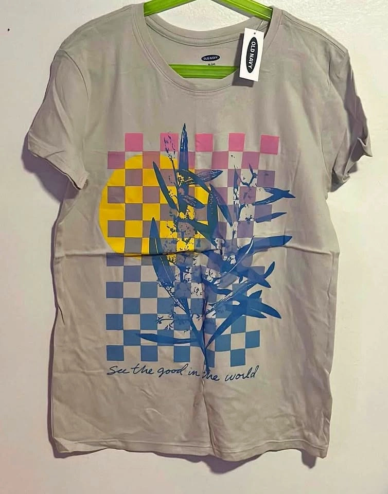 GIRLS TSHIRT SIZE: XL PRICE:$15