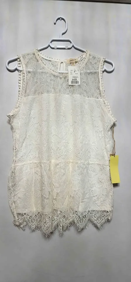 NEW Women's Lace Top Size XL thumbnail