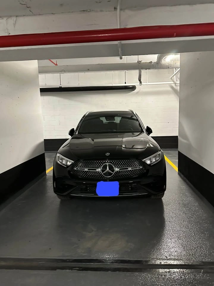 2024 Mercedes-Benz GLC - photo 2
