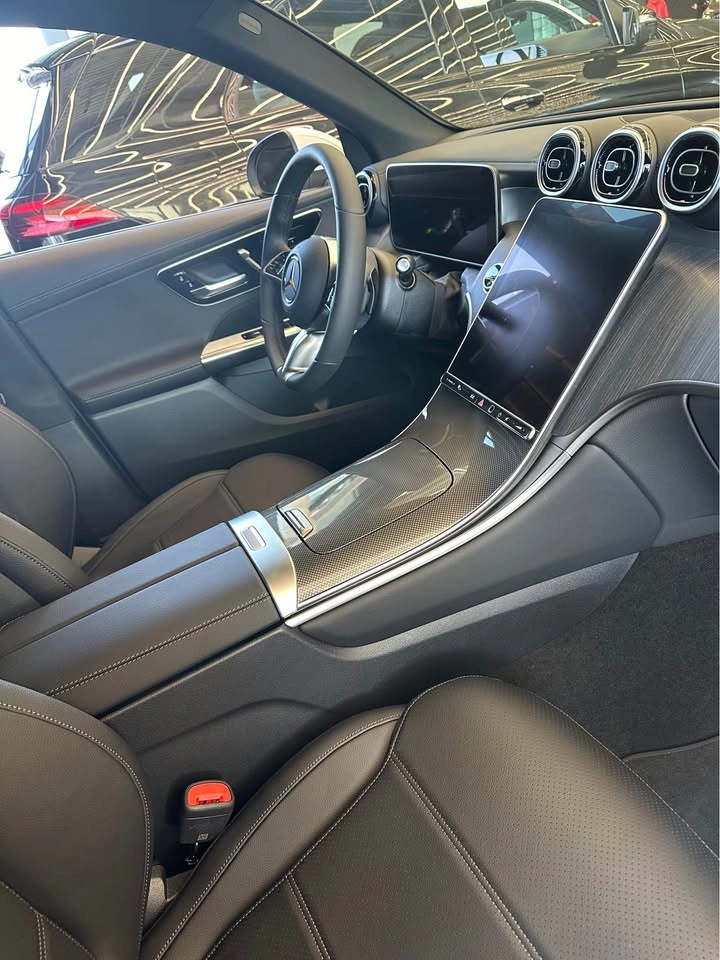 2024 Mercedes-Benz GLC - photo 5