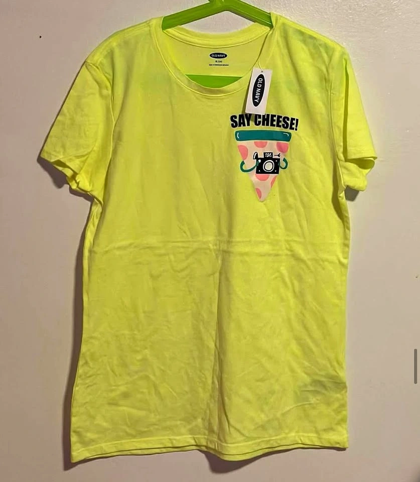 GIRLS TSHIRT SIZE:XL PRICE:$15