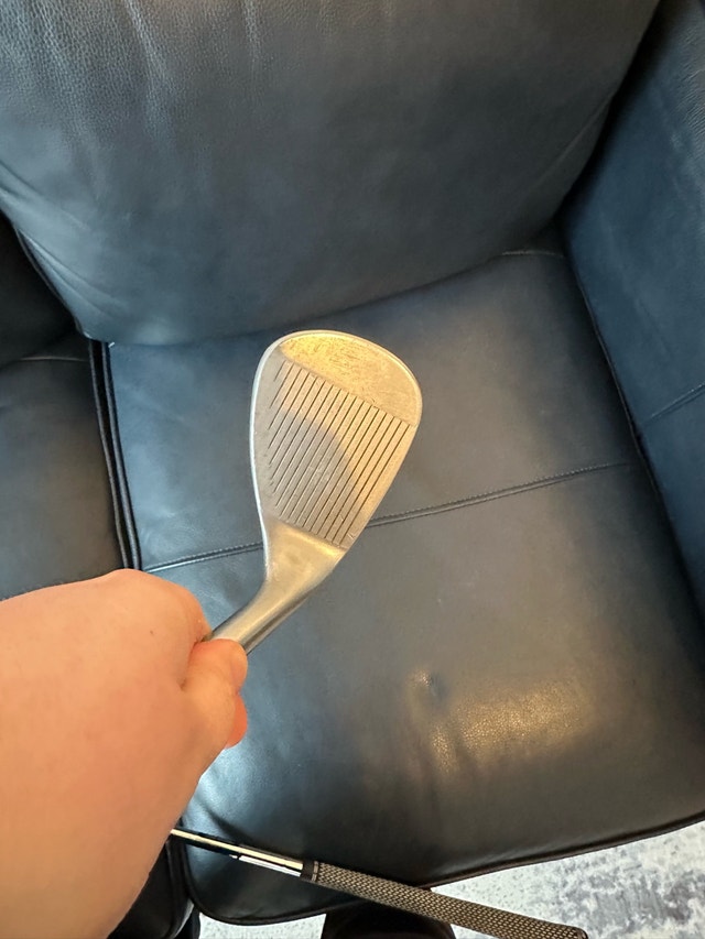 Left handed used Vokey wedge 56 degree - photo 2