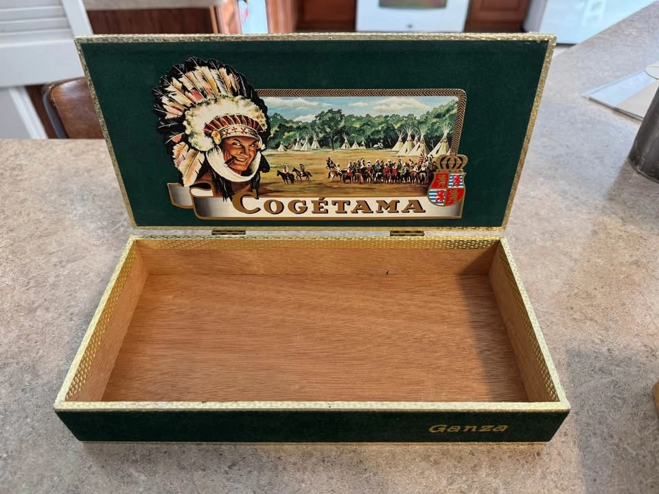 Vintage cigar boxes - photo 2