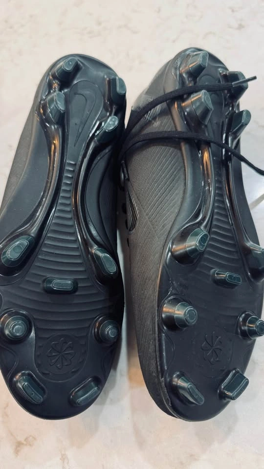 Nike Men’s Vapor 16 Club Firm Ground Cleats Size 8.5 - photo 3