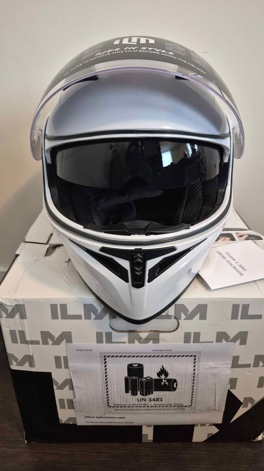 NEW Bluetooth Motorcycle Helmet (Large) - photo 5