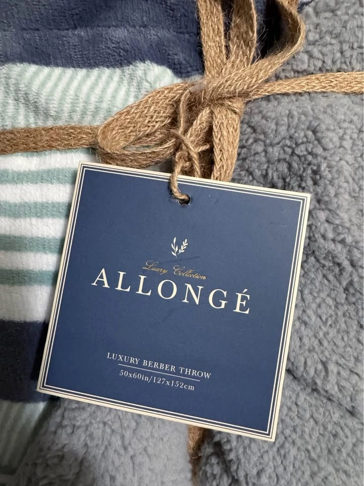 ALLONGÉ Luxury Sherpa Berber Throw Blanket 50x60 - photo 2