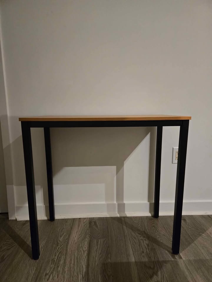 Work Desk for Sale – $40 - photo 2