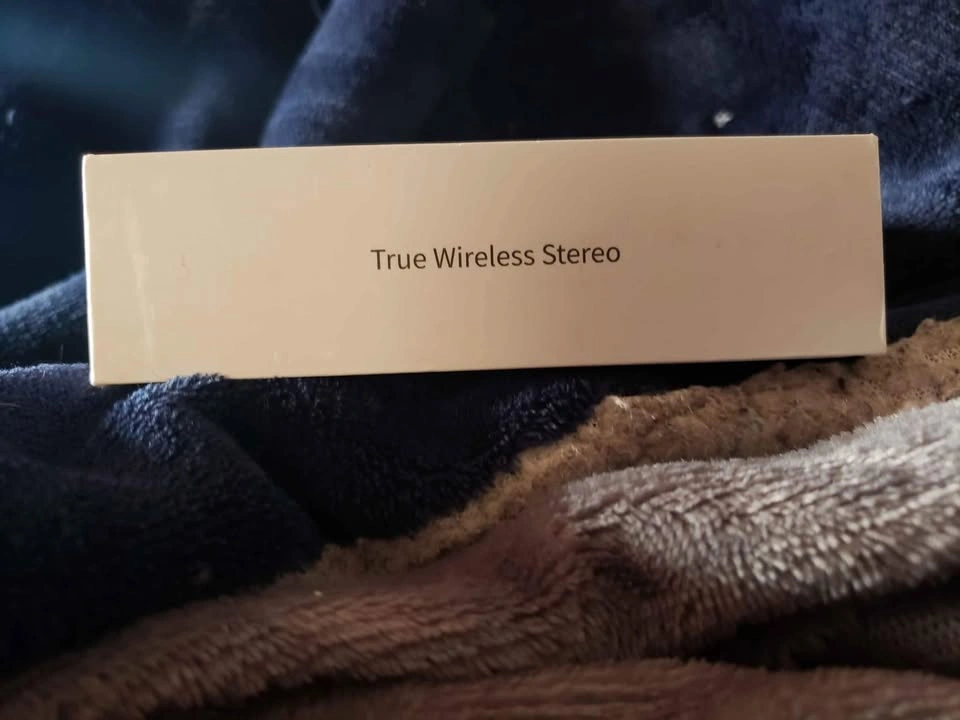 NEW BLUE TRUE WIRELESS STEREO EAR BUDS - photo 3