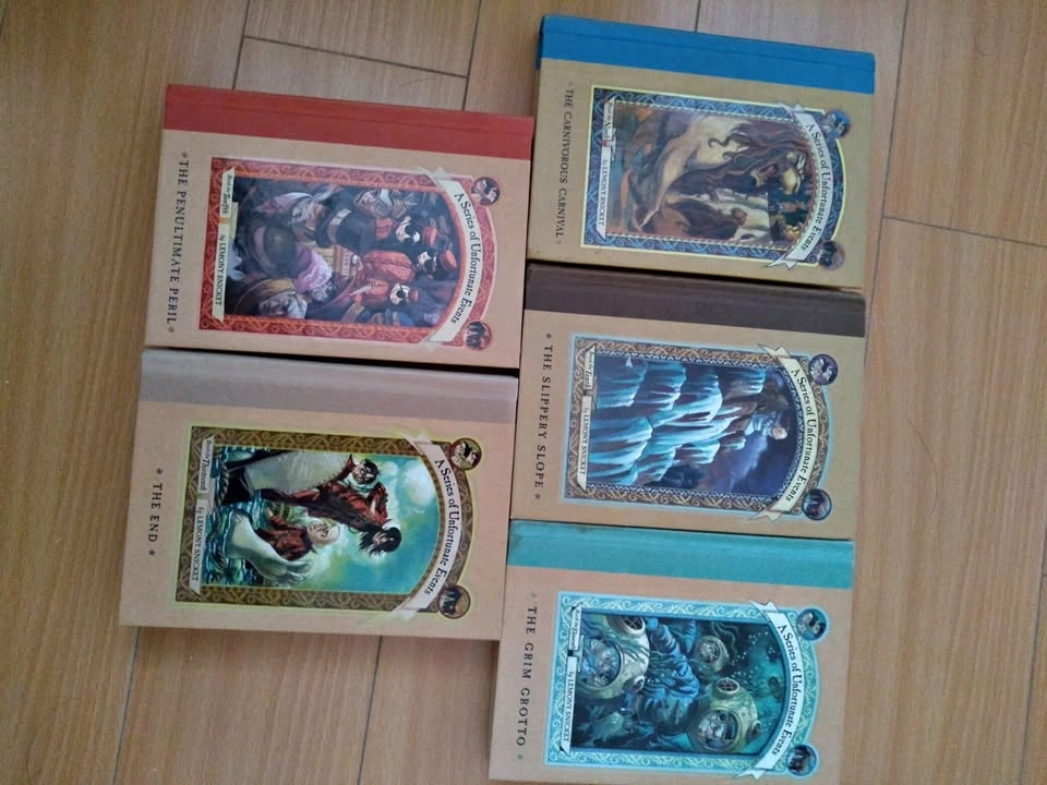 A Series of Unfortunate Events Books 9-13 by Lemony Snicket