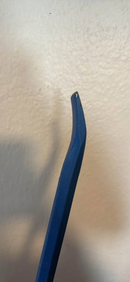 Heavy-Duty Wrecking Bar, 36-in - photo 3