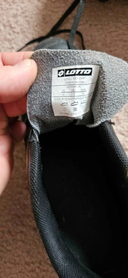 Boys Umbro Soccer Cleats Size 3 - photo 4