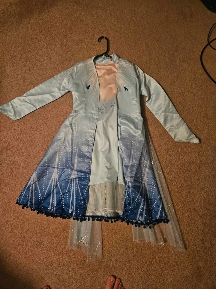 Elsa Dress 3 Pcs. Great Shape