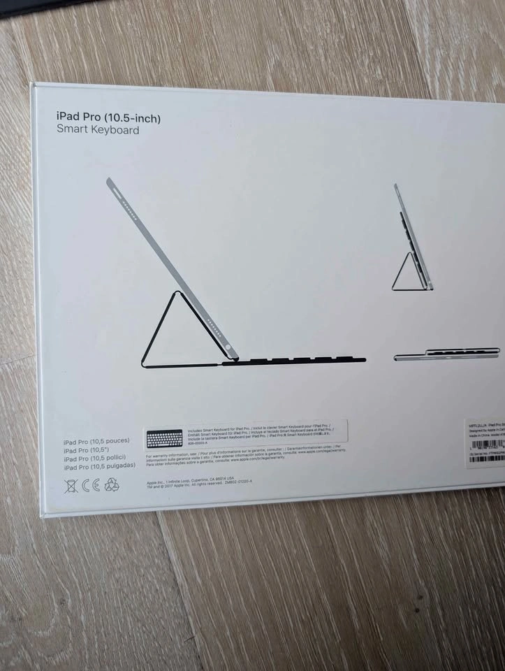 10.5" iPad Pro 256GB + Smart Keyboard - photo 4