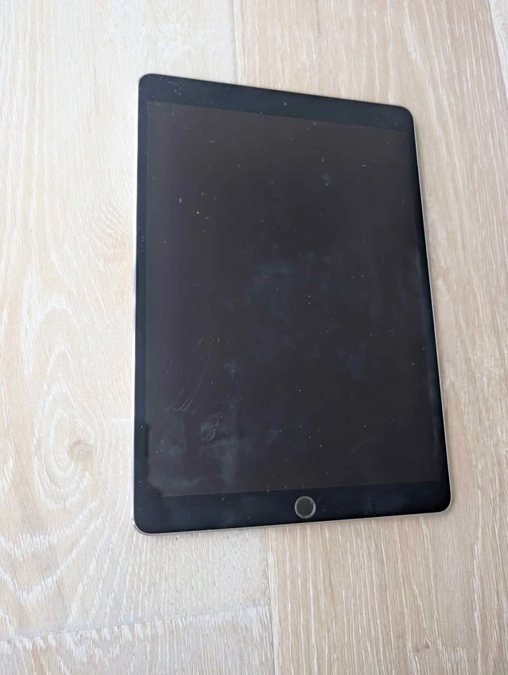 10.5" iPad Pro 256GB + Smart Keyboard - photo 5
