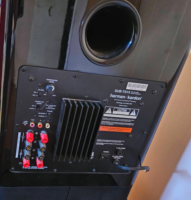 Subwoofer with speakers