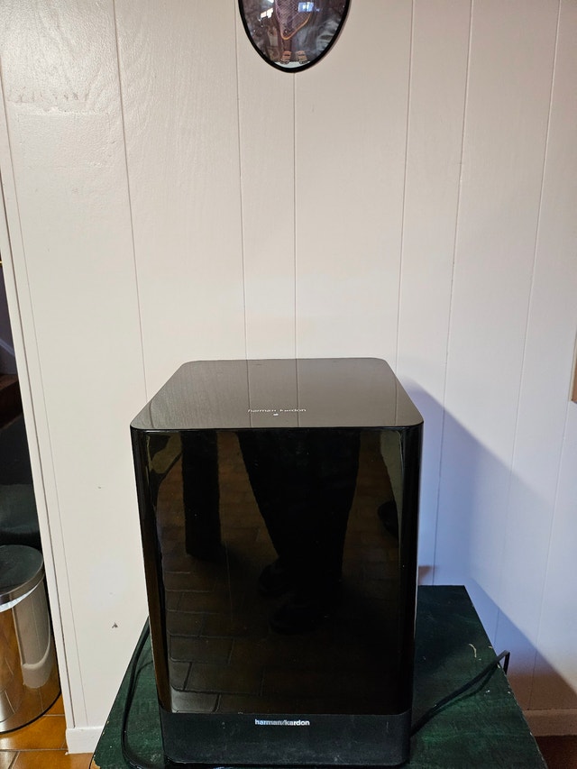 Subwoofer with speakers - photo 2