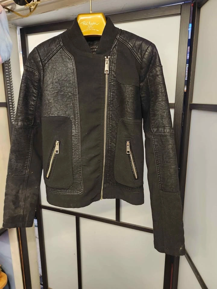 NWT GUESS Black Leather Bomber Sportbike Jacket XS - photo 3