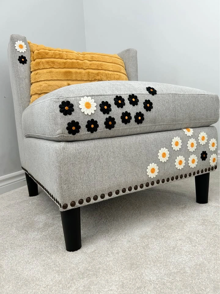 Custom Yin-Yang Accent Chair – Restored & Professionally Cleaned - photo 4