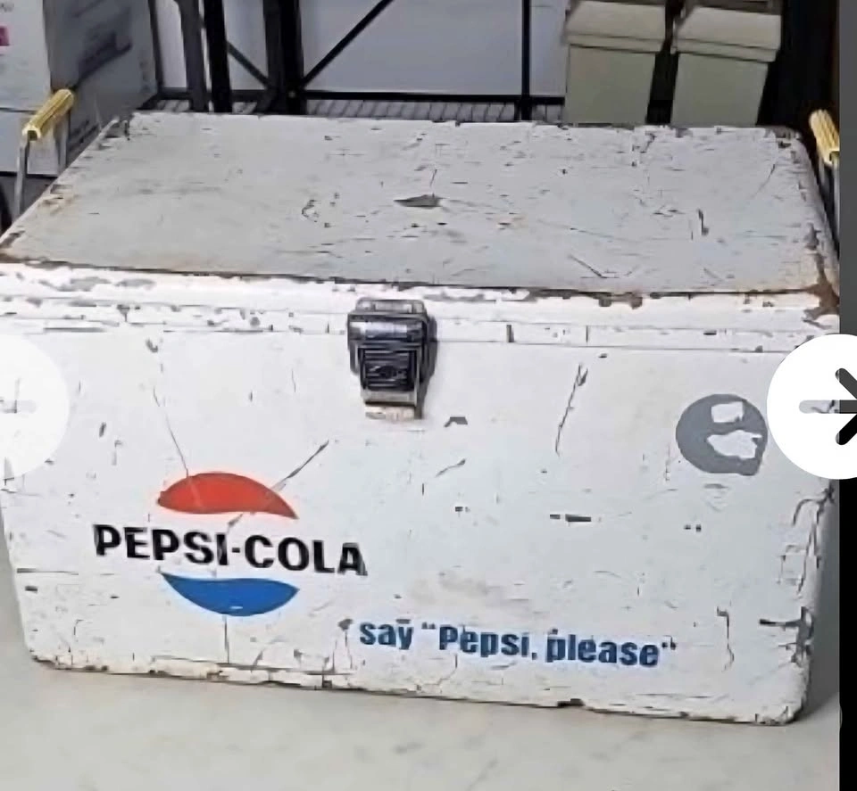 Mid Century Pepsi Cola Cooler White Beverage Crate Ice 50s