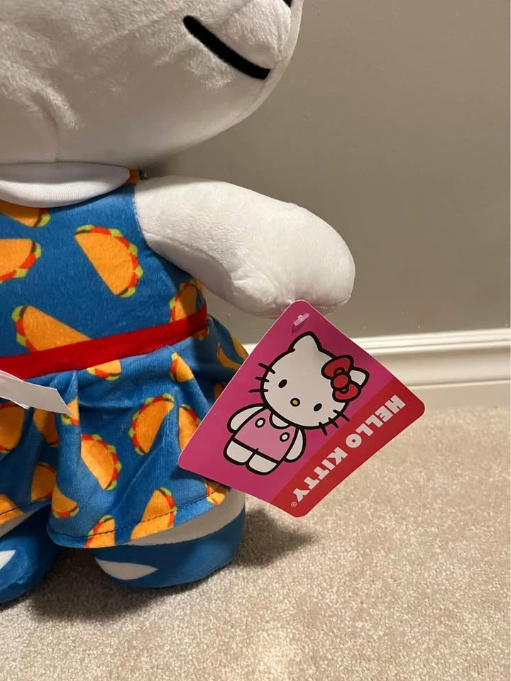 Hello Kitty Plush - photo 2