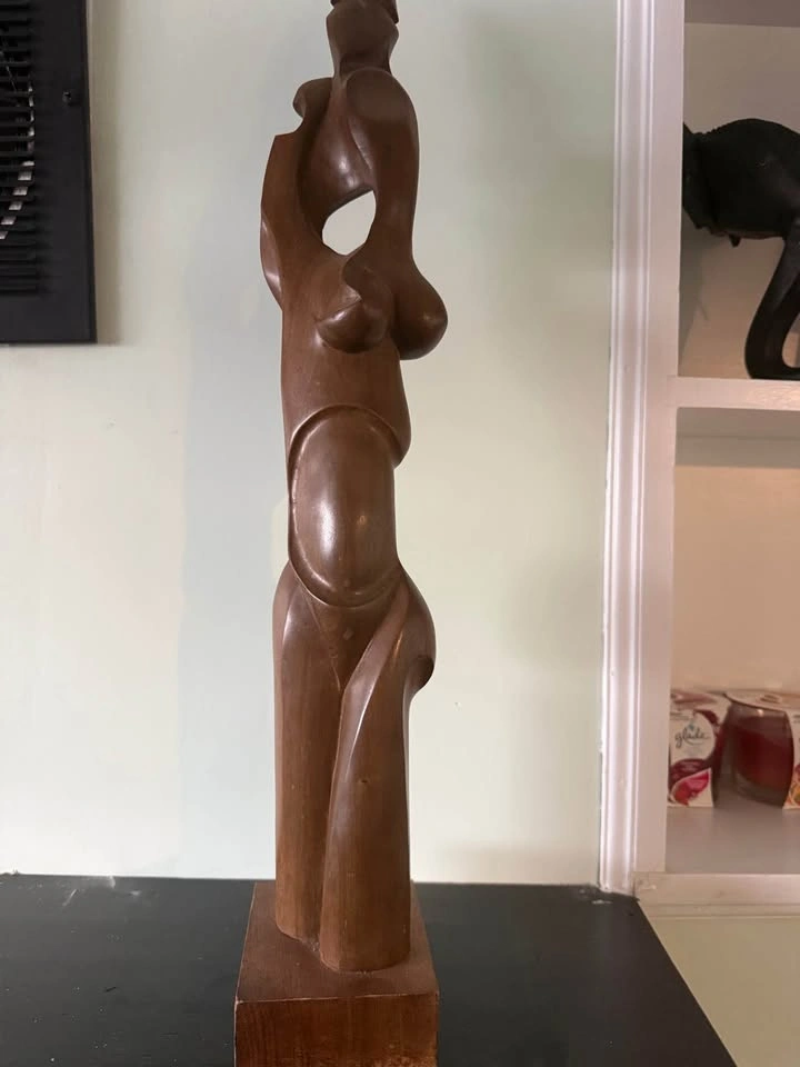 Hand-Carved Cuban Mahogany "Chain of Life" Sculpture - 23” - photo 2