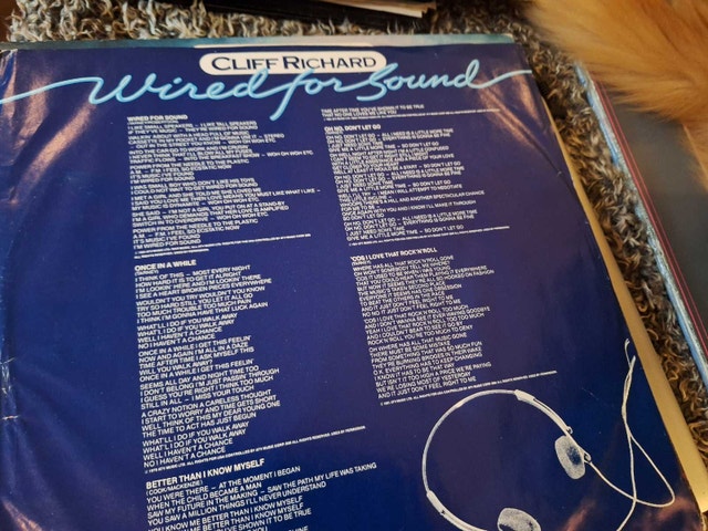Cliff Richard Album - Wired for Sound - photo 4