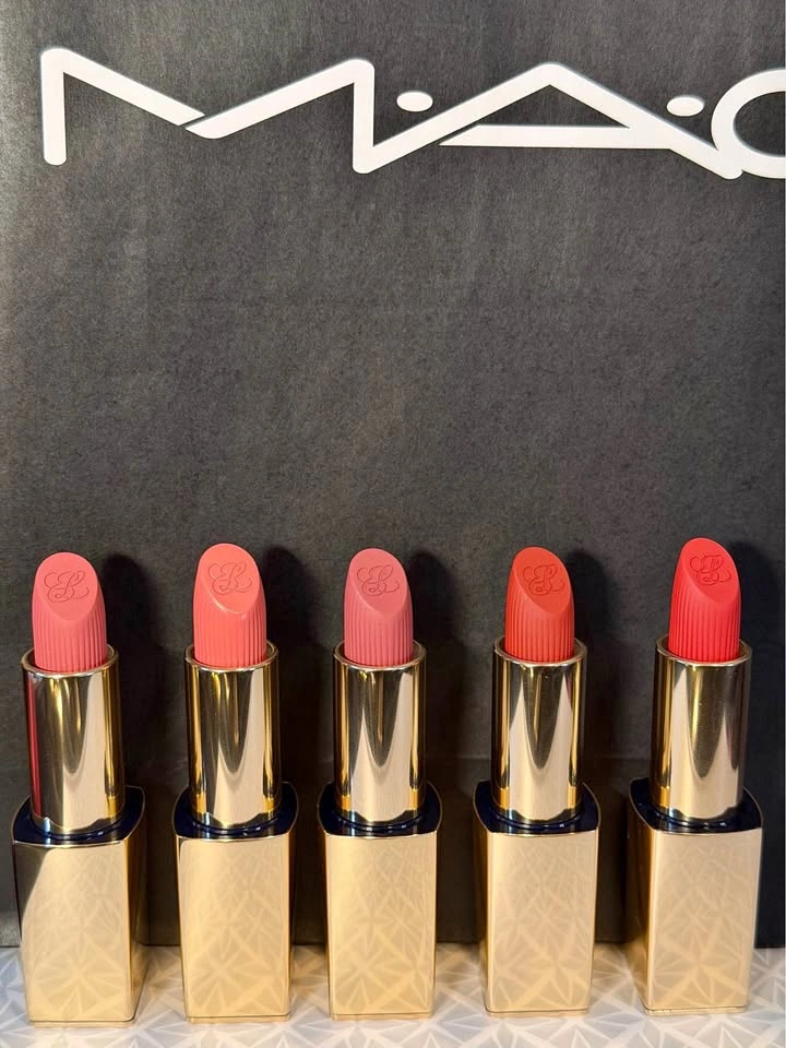 BRAND NEW - Estée Lauder Lipsticks