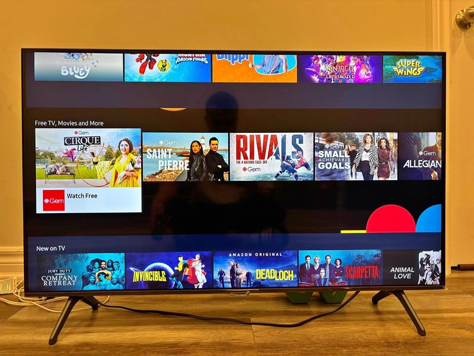 SAMSUNG 43” UHD 4K LED SMART TV