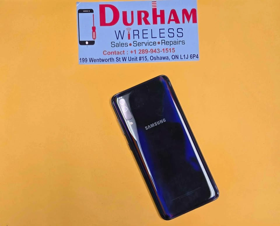 SAMSUNG A70 UNLOCKED 128gb - photo 2