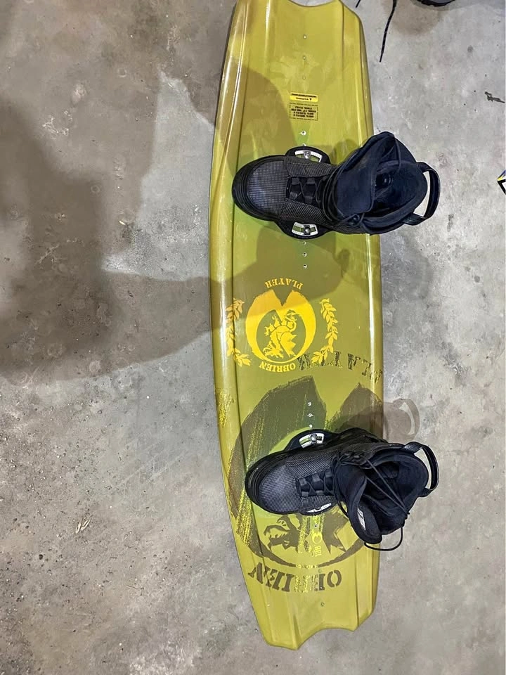 Wakeboard with Boots