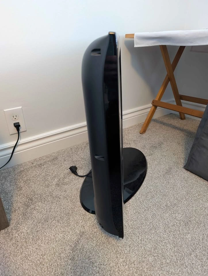 30" Samsung TV - photo 2
