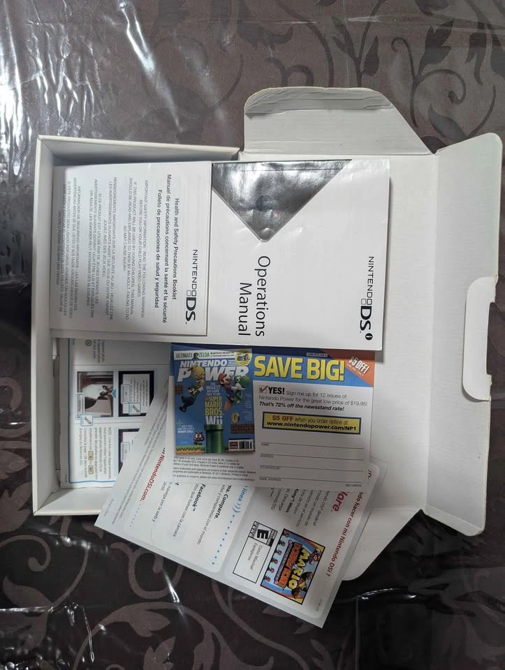 DSi Bundle - Modded DSi, Original Packaging/Charger/Stylus plus - photo 3