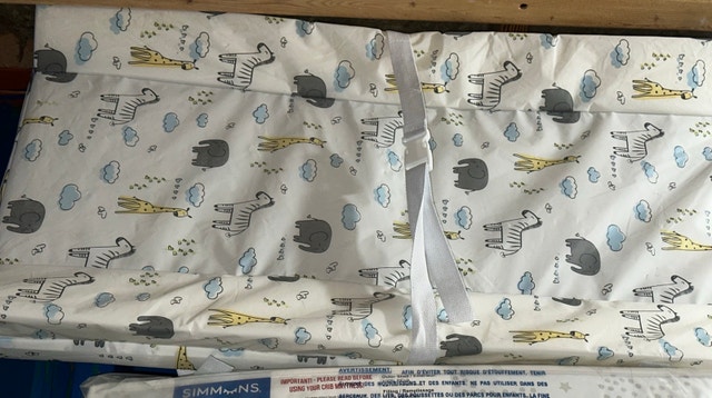 Simmons Plastic Diaper Changing Pad