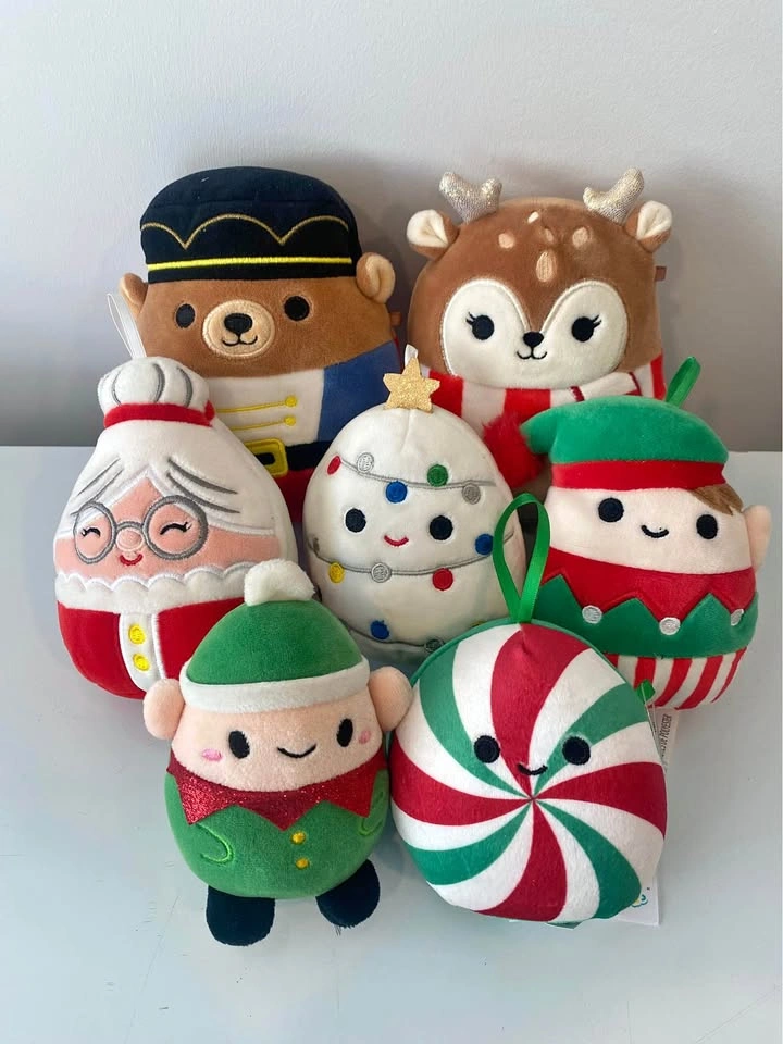 Lot of 7 Squishmallows Holiday Christmas Assorted Sizes 4-6”