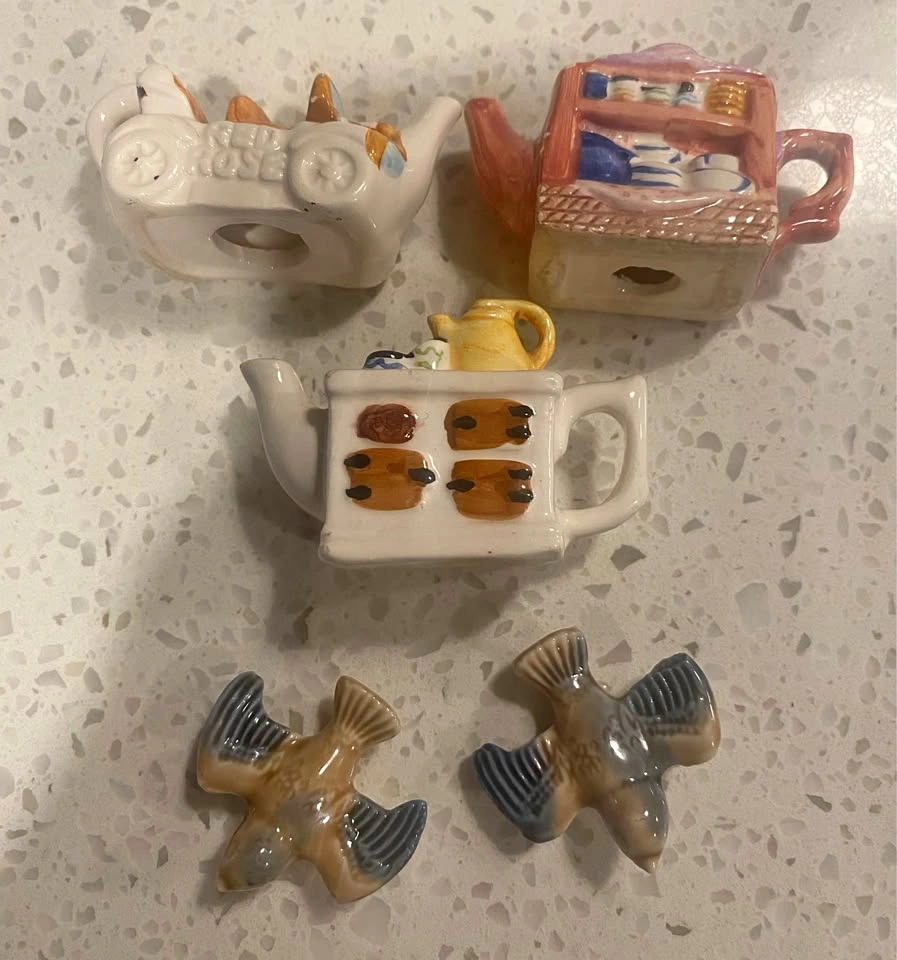 Vintage 90s Red Rose Tea Figurines (Teapots & Birds)
