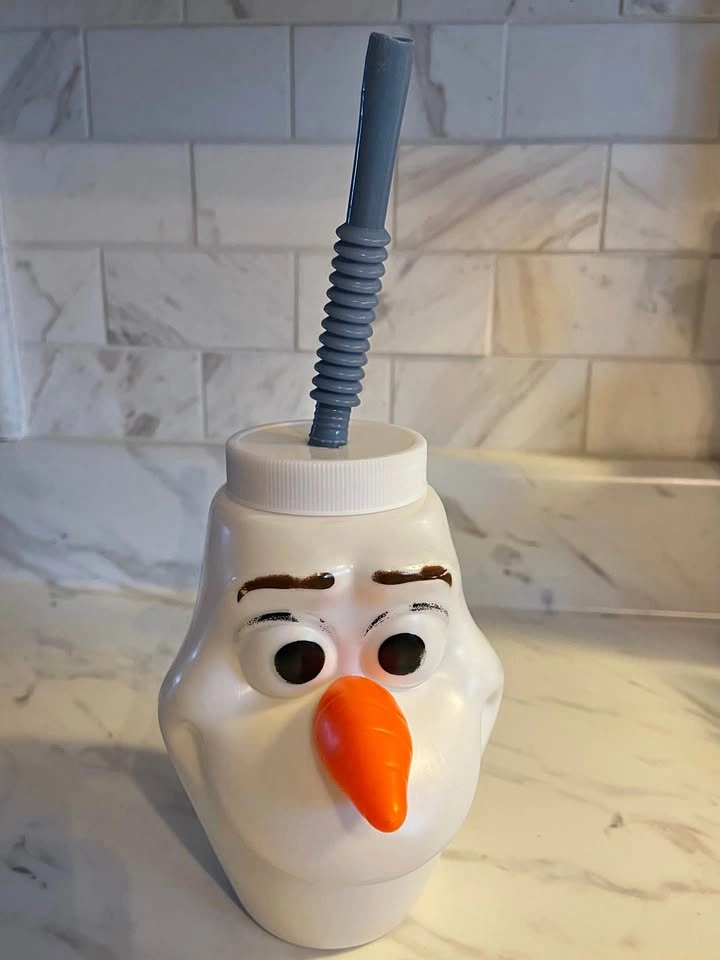 Amscan Disney Frozen 2 Olaf Sippy Plastic Cup 17.6 oz