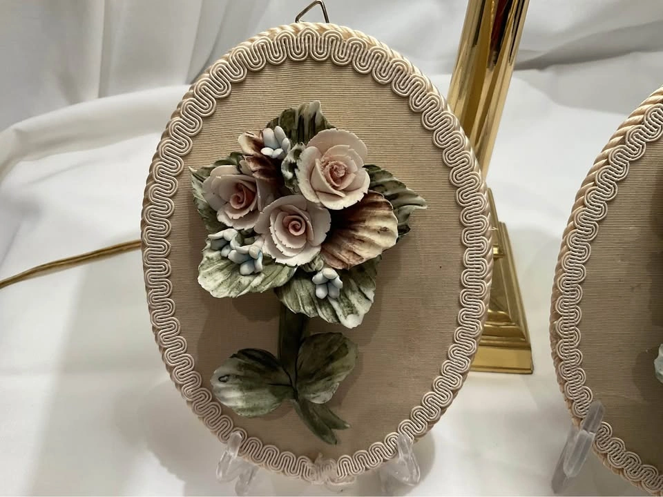 Capodimonte Vintage PAIR Flower Bouquet Wall Hanging - photo 3