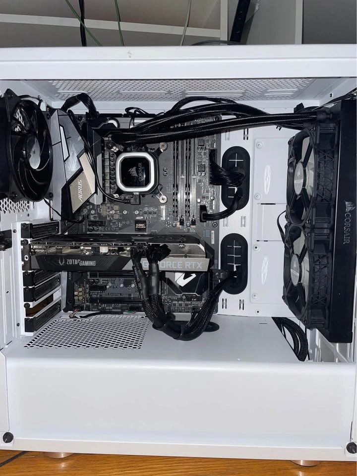 Gaming PC i5-9500 RTX 3060 12GB + Monitor