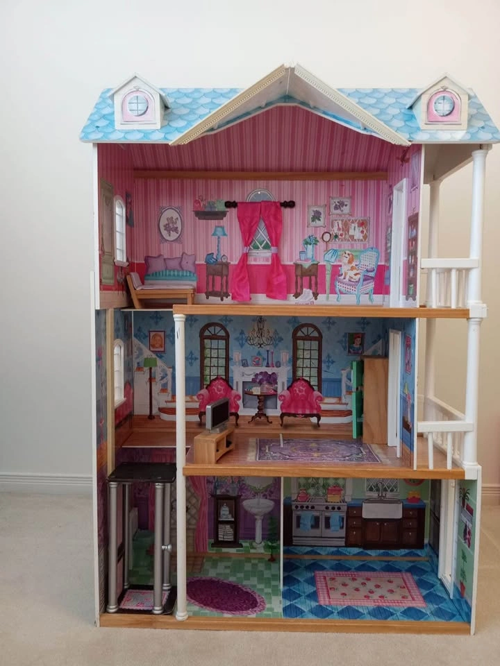 Doll House - photo 2