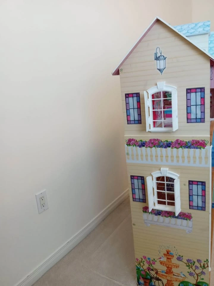 Doll House - photo 4