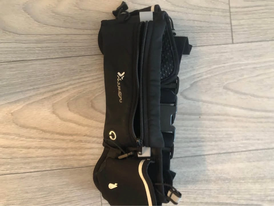 Junletu Hydration Waist Pack. New! - photo 2