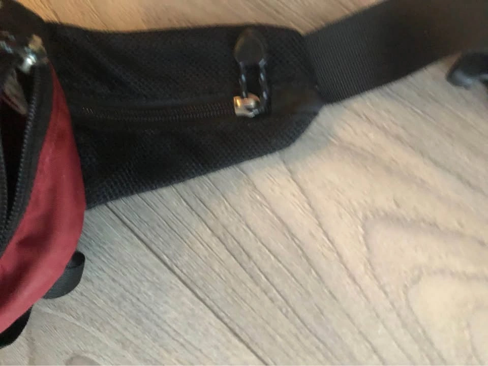 MEC Vintage Hydration Pack (Red/black) - photo 3