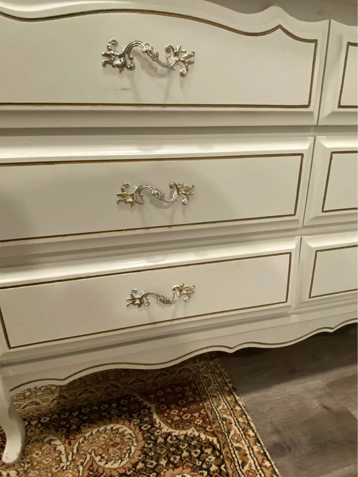Vintage Oak Dresser - photo 4