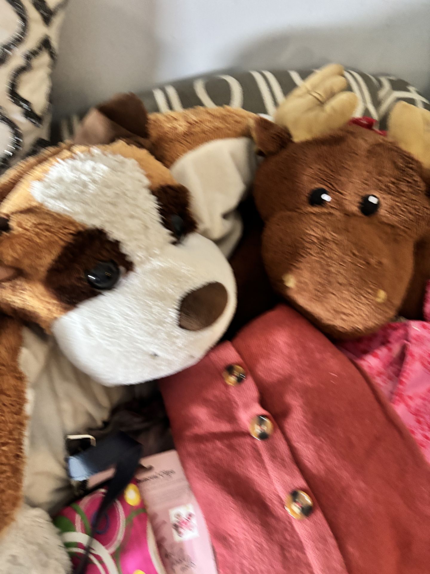 Huge Bag Of Clothes And Miscellaneous Items Various Sizes - photo 3